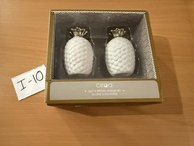 Ciroa Pineapple Salt & Pepper Shaker Set - New