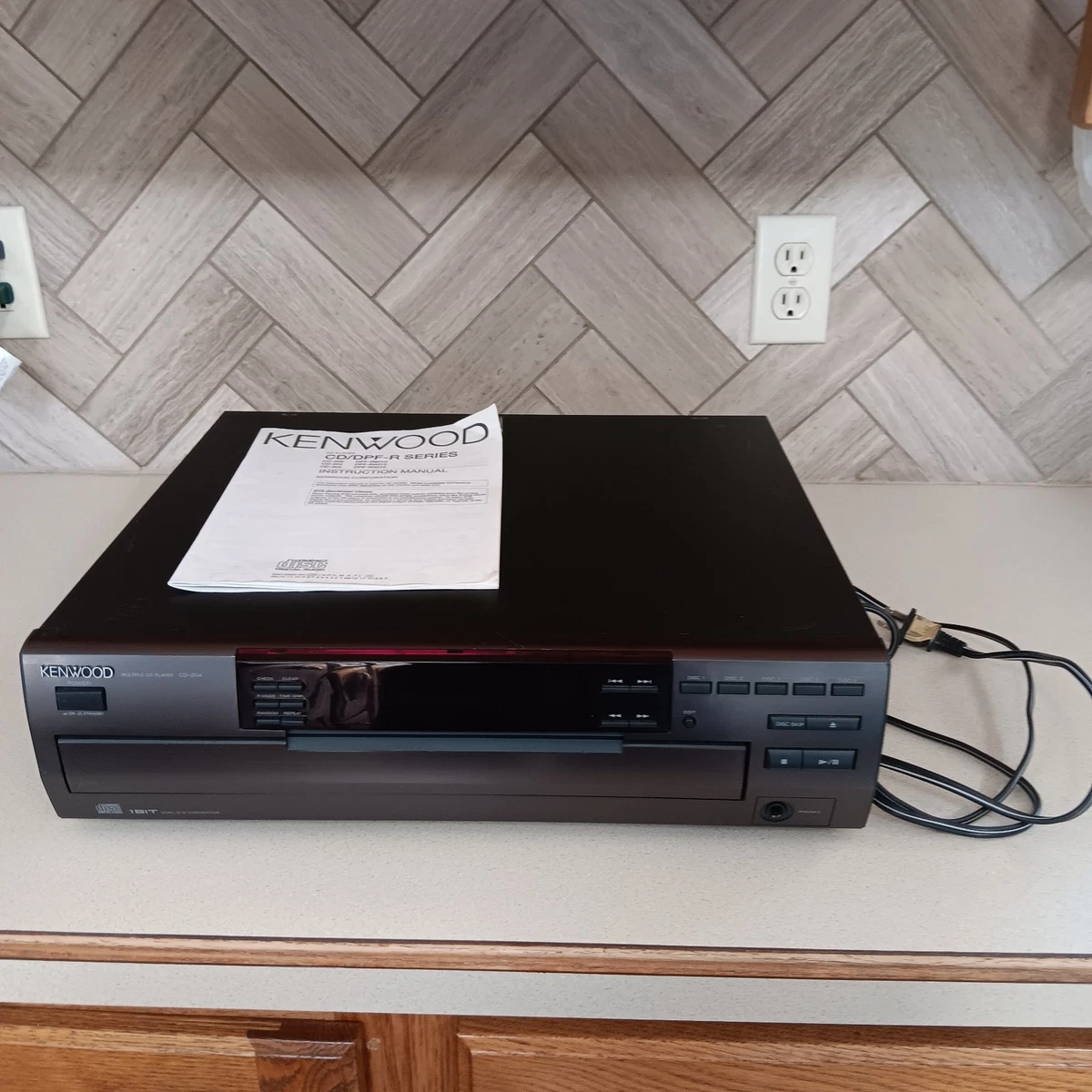 Kenwood Home Audio CD Players & Recorders 5-9 CD Changer Capacity