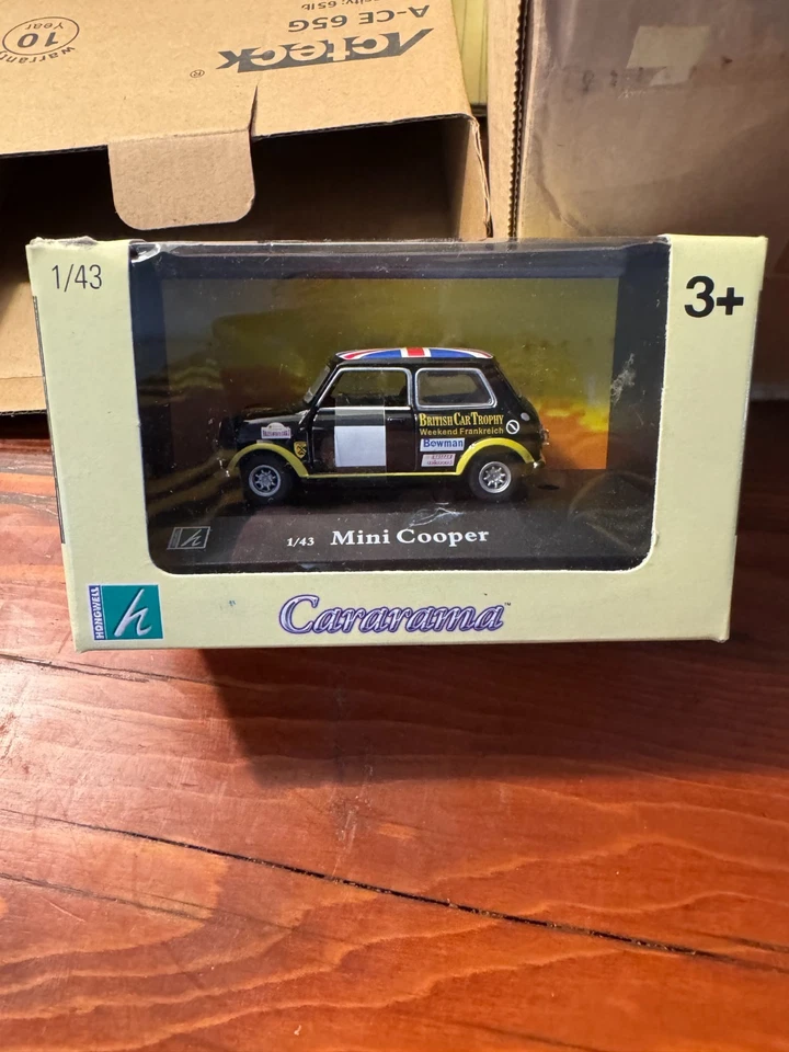 Cararama 6 x Mini Coopers 1/43 in original packaging,  - Image 4 of 4