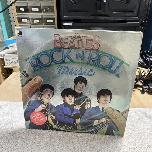 BEATLES, ROCK ‘N’ ROLL MUSIC  2x LP record PLAY TESTED ￼ ￼