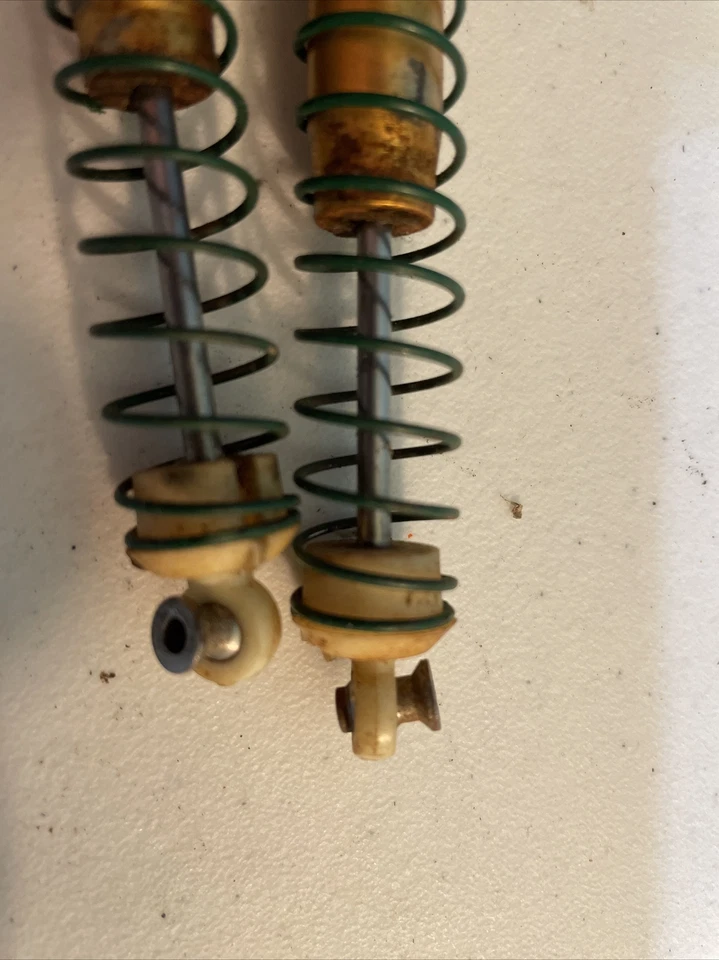 RC10 6010 Gold TEAM ASSOCIATED VINTAGE RC10 BUGGY Rear SHOCKS - Image 3 of 4