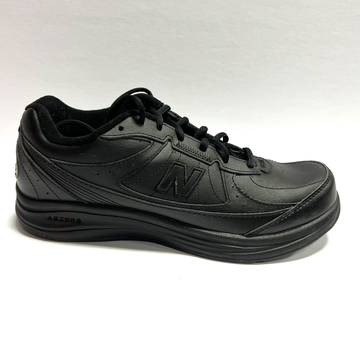 New Balance Women's 577 Walking Sneaker Black, Size 10 D(Wide)