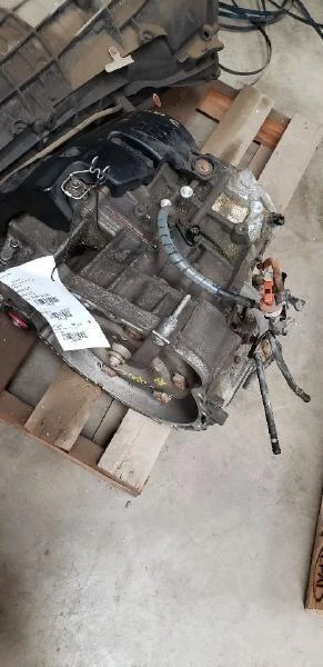 98 99 00 01 02 Chevrolet CHEVY CAMARO Automatic Transmission - Изображение 3 из 3