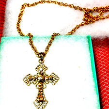 Beautiful vintage rhinestone cross necklace