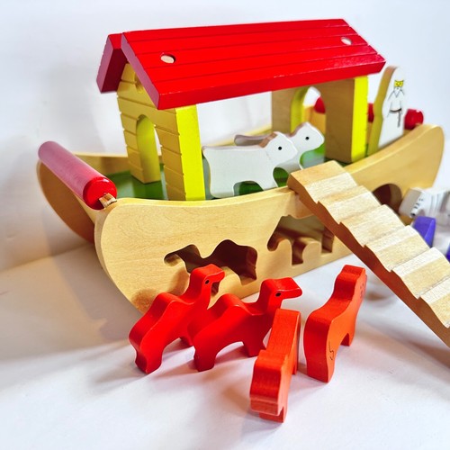 Wooden Noah’s Ark Puzzle by The Learning Journey – 21 Piece Shape Sorter Set - Picture 9 of 10