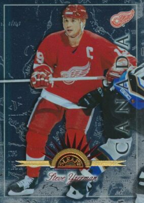 1997-98 Leaf International #4 STEVE YZERMAN - Detroit Red Wings