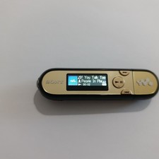 SONY NW-E042 Portable Audio Player / Walkman 2GB Used Black and Gold