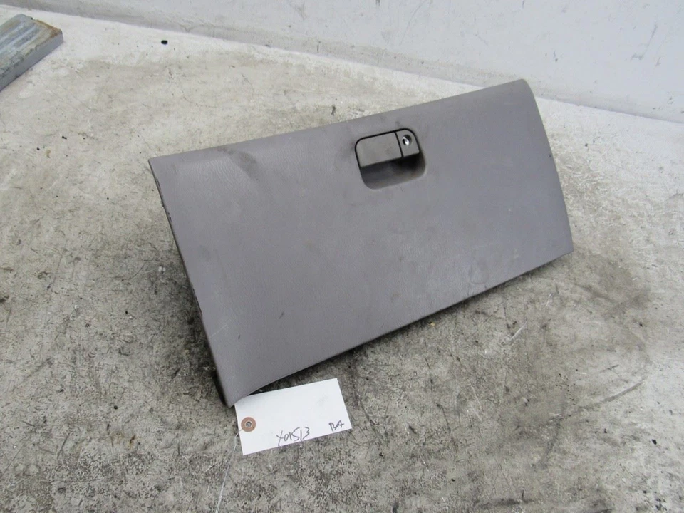 1999 2004 Honda Odyssey dash instrument panel glove box door storage compartment Foto 2 de 4