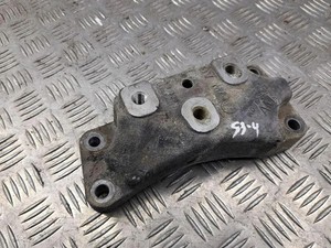 AUDI A3 Limousine 8VS, 8VM Getriebehalter 1K0199117 2.00 Petrol 2015 33424551