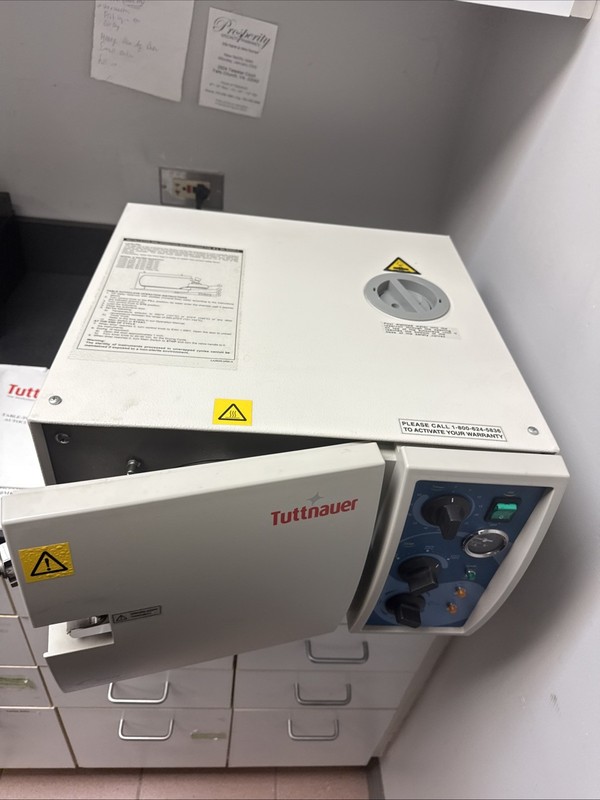 Tuttnauer 2340M Manual Autoclave Steam Sterilizer