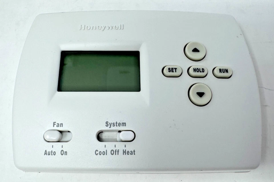 Honeywell Pro 4000 TH4110D1007 Programmable Thermostat 1H/1C Electric Gas WORKS! - Image 4 of 4
