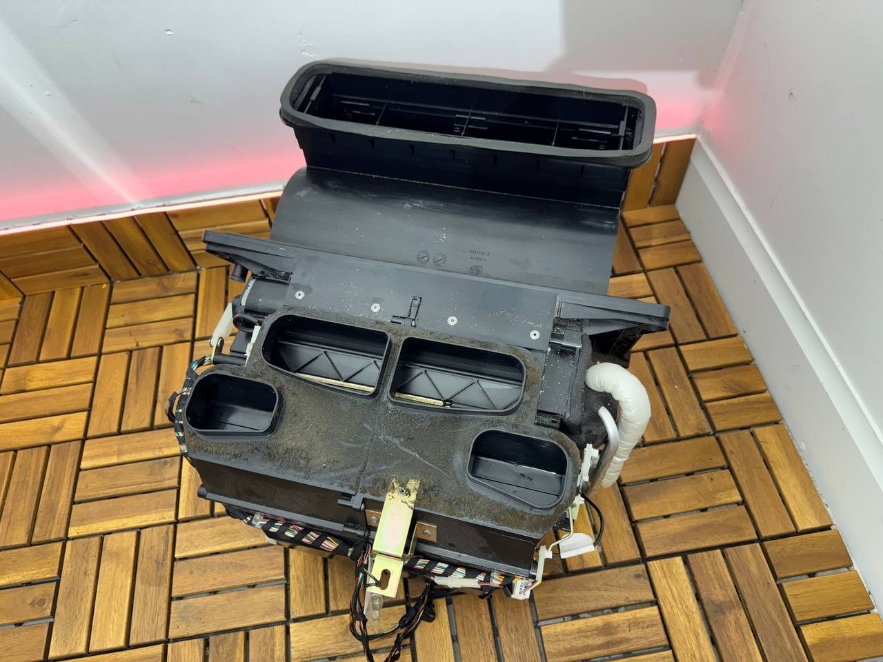 Ferrari F430 2006 Ac evaporators Set P/N 68070600
