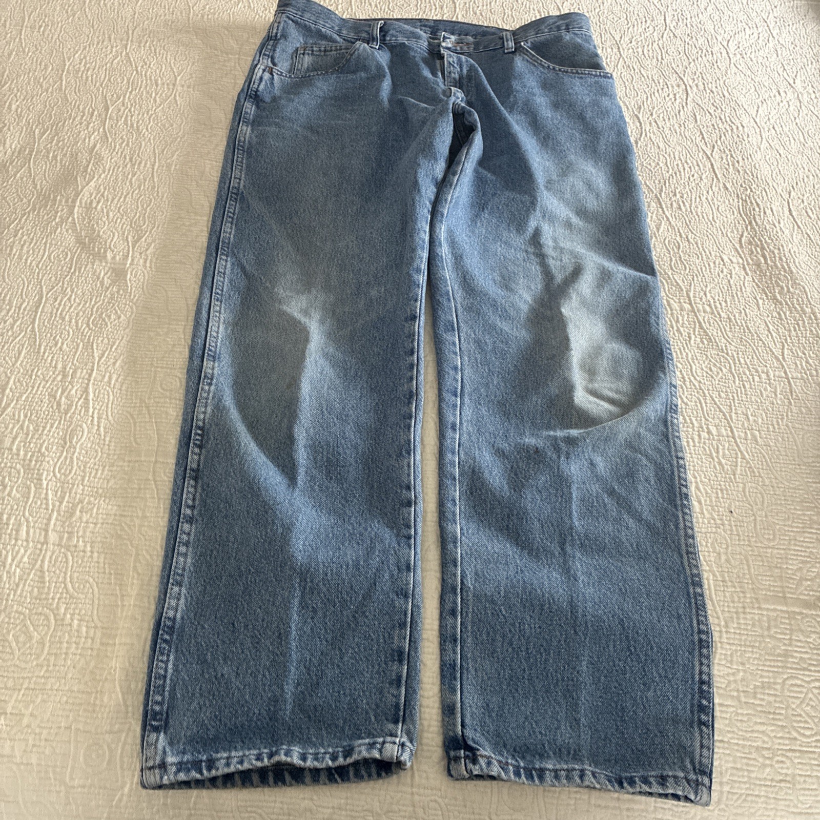Men’s Rustler Jeans 38 X 32 Straight Leg