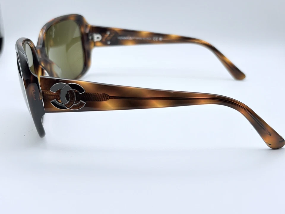 Chanel 5101 C.502/73 Marrón Tortuga Marco Cuadrado Esmalte CC Diseñador Gafas de Sol Foto 4 de 4