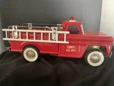 rare vintage STRUCTO press, steel toy fire truck mid C. W ladder