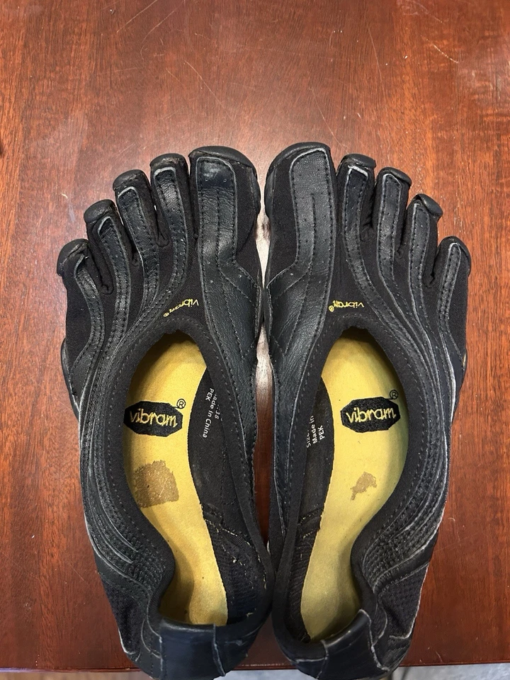 Vibram FiveFingers 鞋码 7.5-8 美国 — 第 2/4 张图片