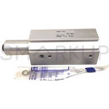 New In Box SMC MKB25-30LZ Pneumatic Cylinder