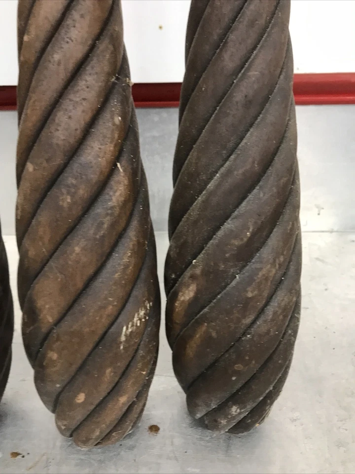 39英寸高四件套古董实木胡桃木柱/柱子尖 — 第 2/4 张图片