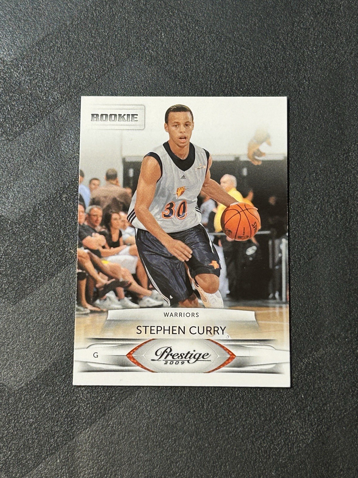 2009-10 Panini Prestige • Stephen Curry ROOKIE #207 •   Warriors (corner nicks)