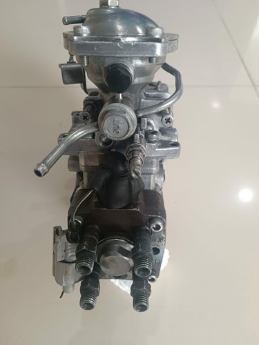 TOYOTA 1KZ T MANUALLY FUEL INJECTION PUMP PART NUMBER 22100-67040 WITH... - Picture 4 of 5
