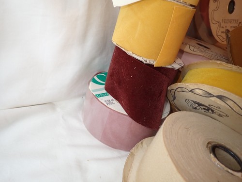 Nastro vintage fiorista velvetta resistente alle intemperie acetato floccato 30 rotoli parziali B - Foto 21 di 24