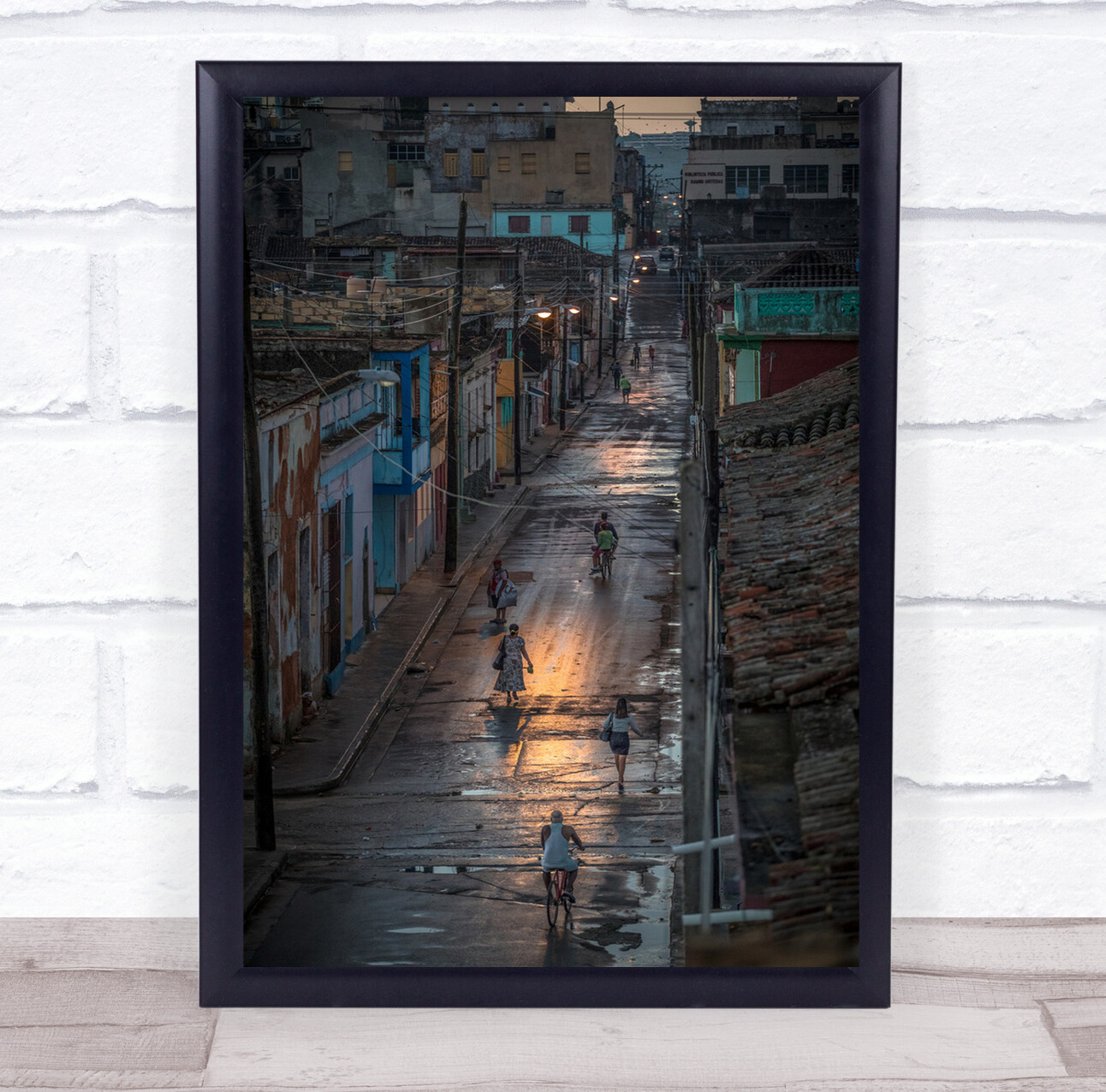 Street Alley Mantanzas Cuba Village Night Dusk Road Way City Wall Art Print