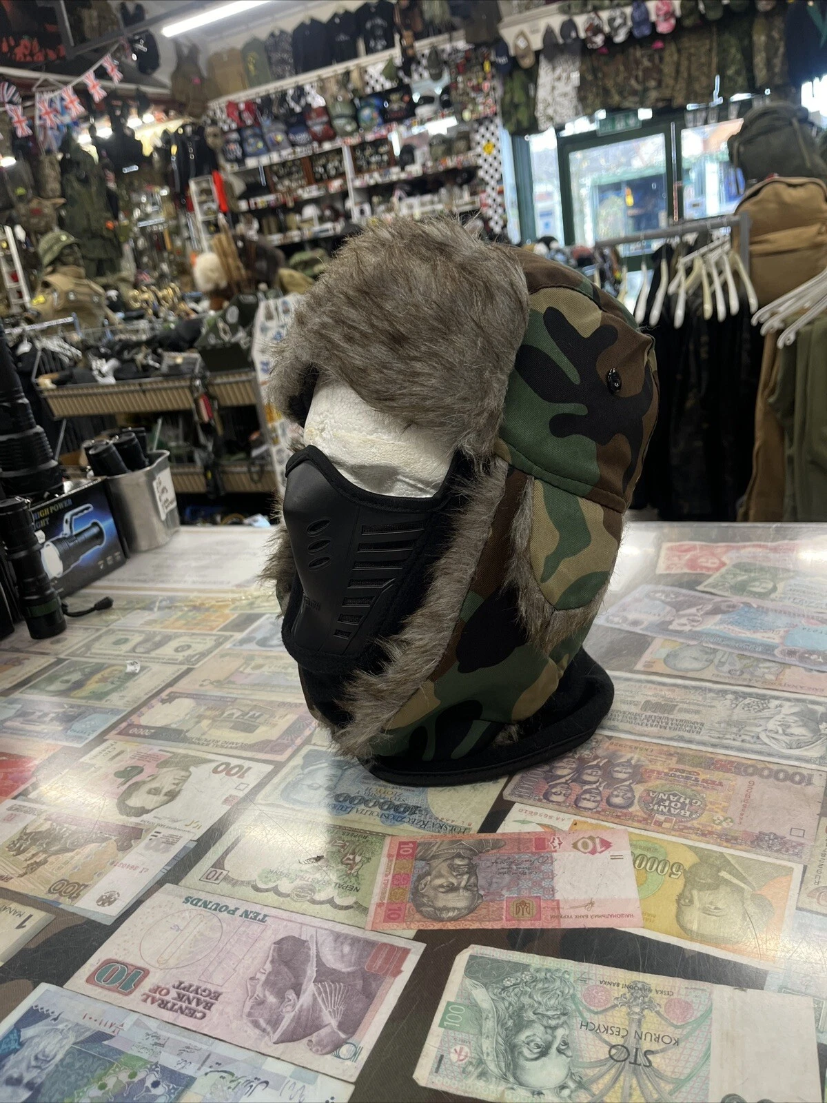 DPM CAMO WINTER HAT WITH FUR ONE SIZE LARGE/XL WITH WINTER FLEECE MASK!!