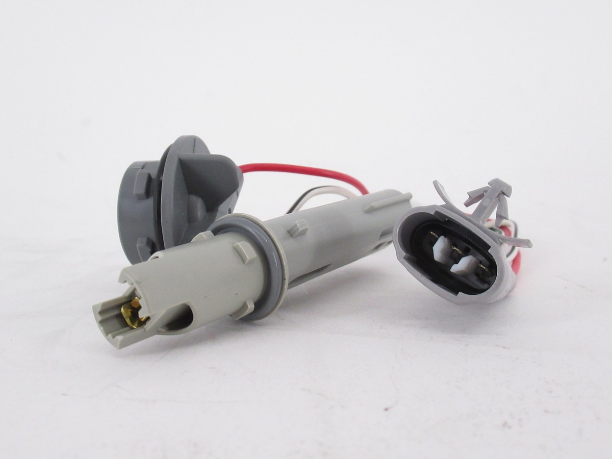 Genuine OEM Toyota 81125-35440 Right Front Headlight Wiring Genuine OEM Toyota 81125-35440 Right Front Headlight Wiring