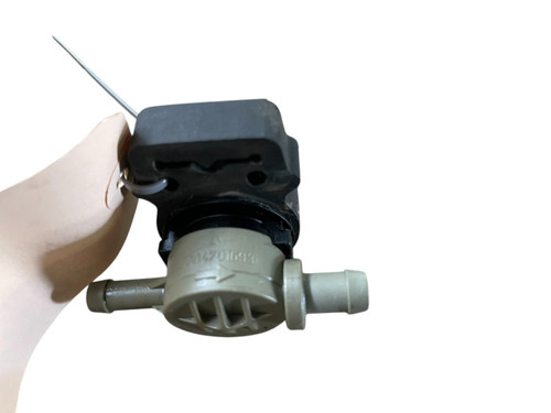 Mercedes SLK / R170 / Mopf  200 / Magnetventil Vakuumventil 0004701693