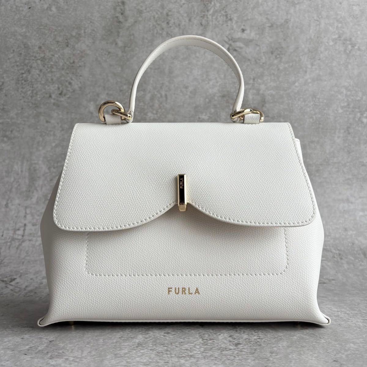 FURLA RIBBON Top Handle 2way Handbag White Leather x 26 x