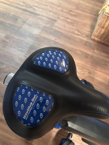 Nautilus U628 Exercise Bike -- - Picture 3 of 7