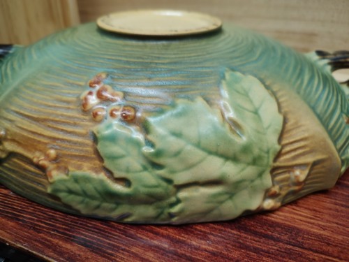 c. 1940s Roseville Art Pottery Green Bushberry Console Bowl #414-10 GUC - Picture 6 of 8