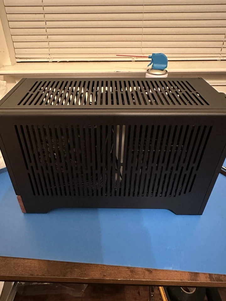 Fractal Design Terra PC Build - Image 3 of 4