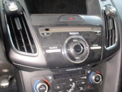 Audio Equipment Radio Control Panel With Navigation Fits 12-18 FOCUS 1707175