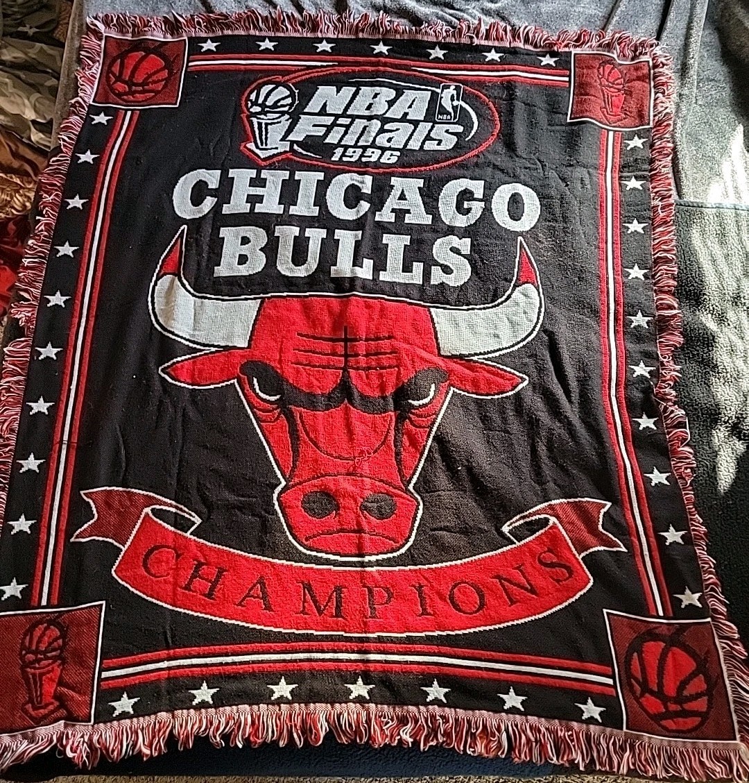 Vintage 1996 NBA Champions Chicago Bulls Blanket Throw NorthWest