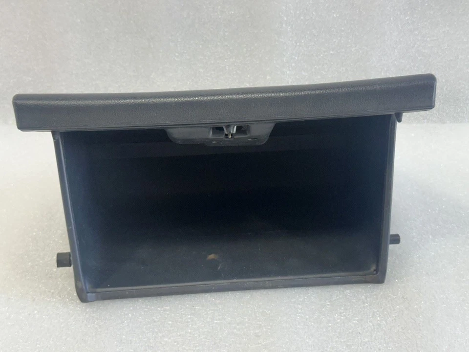 Guantera Toyota Celica 1986 1987 1988 1989 gris oscuro Foto 4 de 4