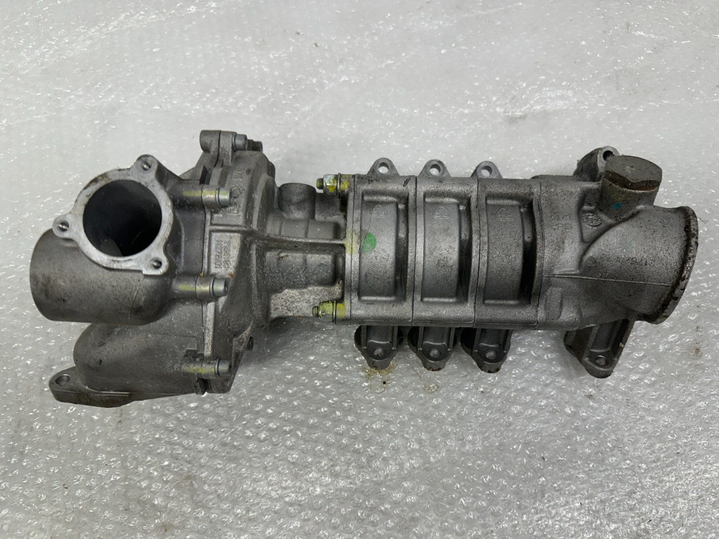 Ferrari GTC4Lusso 2011-2020 Oil water pump