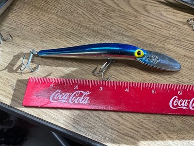 Storm Deep Thunderstick (1) - Silver / Blue Back - DAJ 142 - Great shape