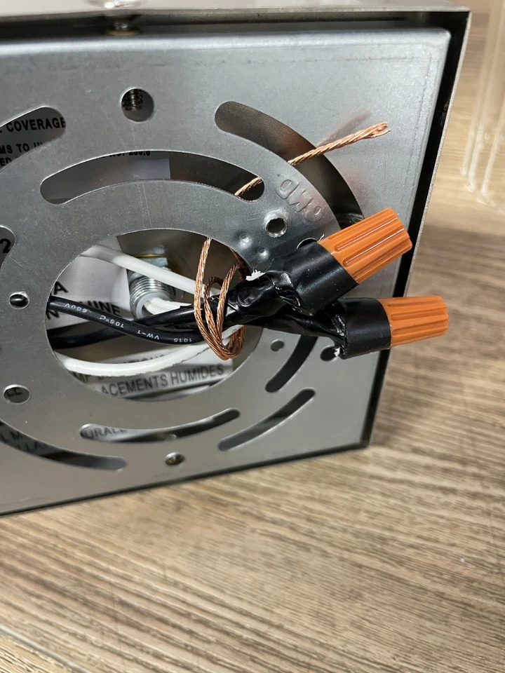 Бра для ванной Livex Lighting 50692-91 Midtown 2 лампы совместимое с ADA - Б/У - - Изображение 3 из 3