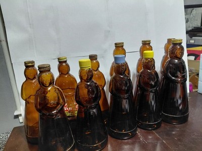   11 Vintage MRS BUTTERWORTH'S Amber Brown Glass Syrup Bottles
