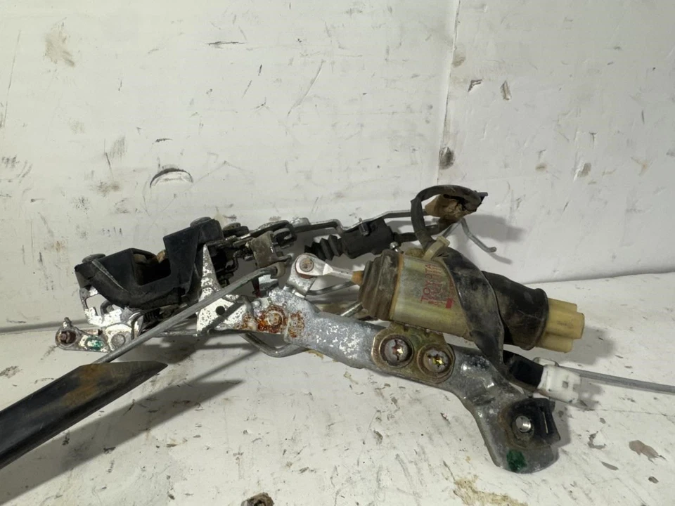 Passenger Side Front Door Latch Power Lock Actuator Assy 90-91 Toyota 4Runner - Image 4 of 4