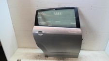 Porte arrière et accessoires Toyota VERSO