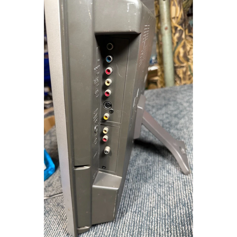 Sharp Liquid Crystal Gaming Tv LC-20SH1U Tested No remote - Image 3 of 4