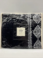 D Studio Tevin Euro Pillow Sham 26 x 26 In Black