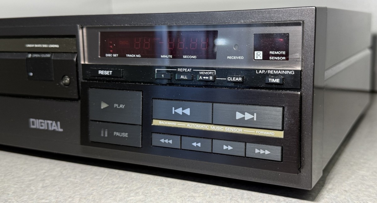 SONY CDP-101 First Ever CD Player Compact Disc Player Hi/fi