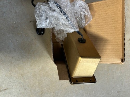 Volt 630 Louvered BRASS Step Light with 48" cord Bronze finish  - Picture 5 of 5