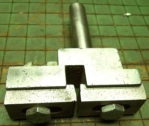321 = Band Saw Blade Guide 1/2 OD Mount