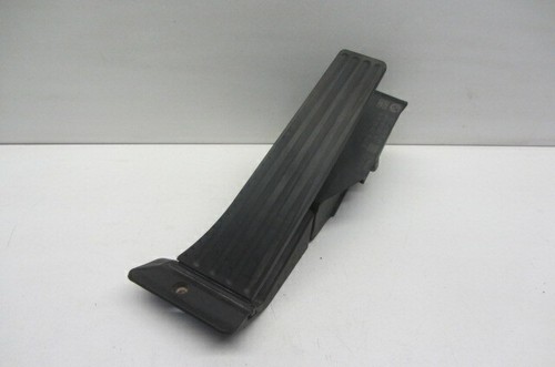 BMW E87  E81 E82 F22 F23 F30 F32 Fahrpedalmodul Pedal Schaltgetriebe 6770935