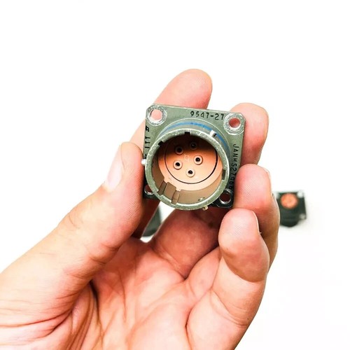 4 pcs ITT Matrix Circular Connector D38999/20WD5PN MS2746611585P D38999/20WC98SA - Picture 7 of 18