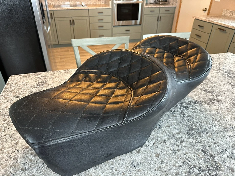 Saddlemen Honda CB750C Driver Rider Passenger Seat Diamond Stitch 2up - Image 3 of 4